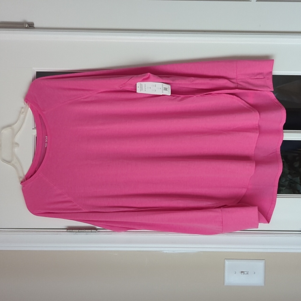 New NWT Tek Gear Wicking Tunic Top Size Large